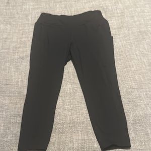 Size 2 torrid workout capri